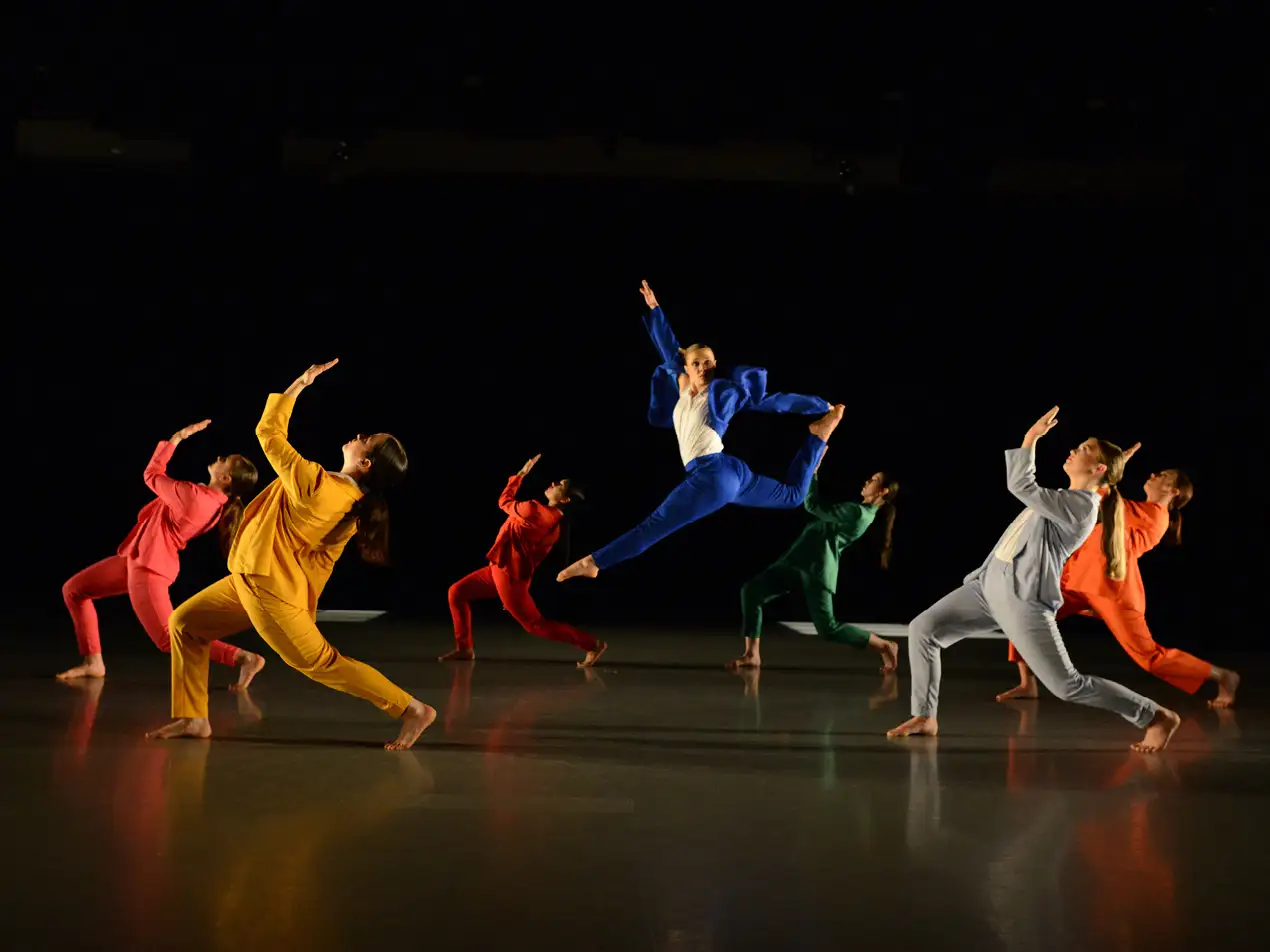 dance students performing